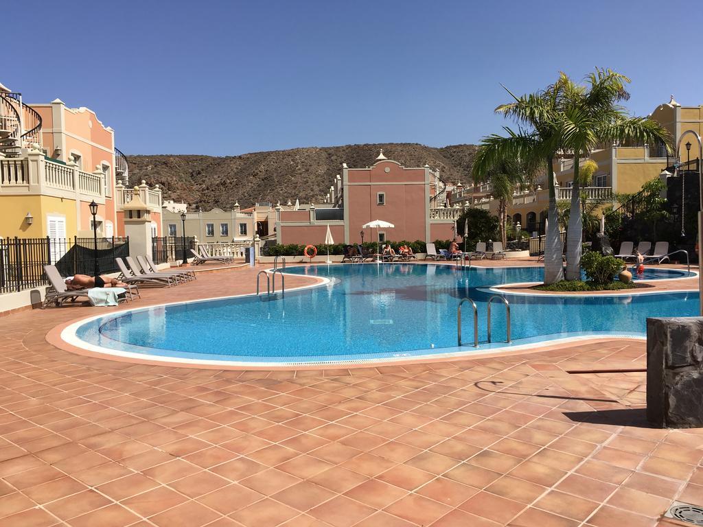 Luxe Appartement Palm Mar Esterno foto